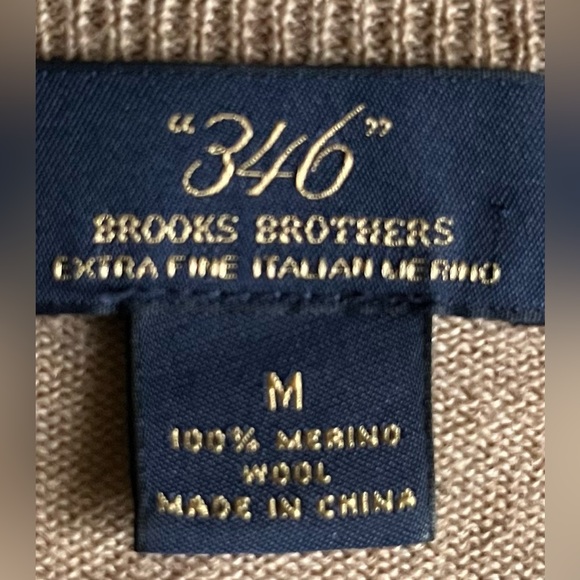 Brooks Brothers 100% Merino Wool Tan Men’s Sweater V Neck, long sleeve Sz M - Picture 5 of 7